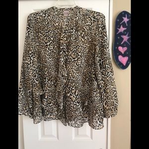 Chico’s leopard print blouse Size 4